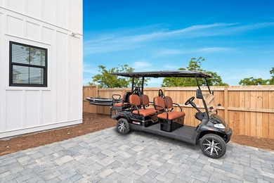 Short term rental powerhouse featuring a 2021-built designer - photo 4