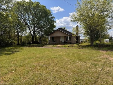 Welcome to an exceptional 420+/- acre ranch in Western Arkansas - photo 41