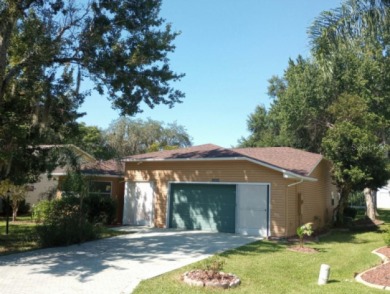 Lake Home For Sale in Leesburg, Florida