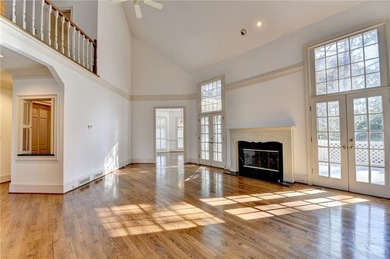 Nestled within the prestigious, guard-gated enclave of St Ives - photo 7