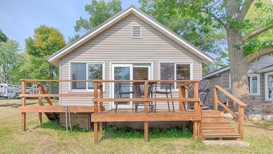 Borden Lake Home For Sale in Garrison Twp Minnesota