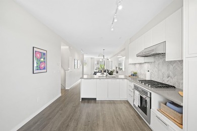 WATERFRONT 3 bed/2.5 bath townhome in Polygon's Beaufort Landing - photo 12