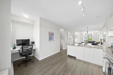 WATERFRONT 3 bed/2.5 bath townhome in Polygon's Beaufort Landing - photo 14