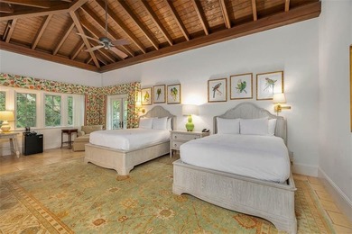 This nature view end unit comes fully furnished, and has a great - photo 14