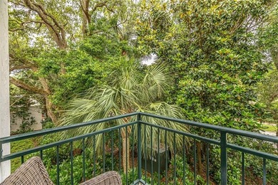 This nature view end unit comes fully furnished, and has a great - photo 17