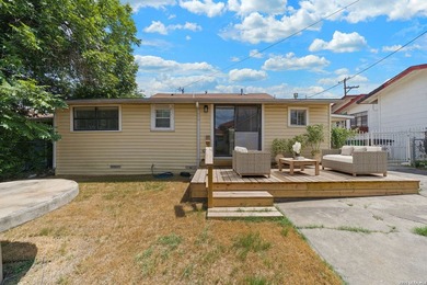 MULTIGENERATIONAL FAMILY NEEDS?? THIS PROPERTY WITH A CASITA IS - photo 22