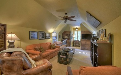 Set along the pristine shores of Lake Blue Ridge and just - photo 26