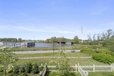 WATERFRONT 3 bed/2.5 bath townhome in Polygon's Beaufort Landing - photo 28