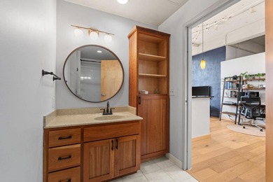 Stylish third-floor condo nestled in the heart of Northeast - photo 10