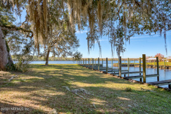Little Lake George Acreage For Sale in Welaka Florida