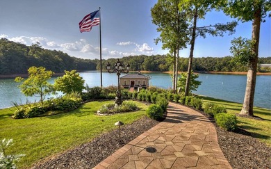 Set along the pristine shores of Lake Blue Ridge and just - photo 41