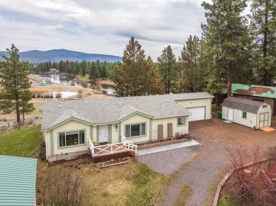 Lake Home For Sale in Chiloquin, Oregon