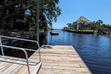 Ready to build-Beautiful flat lot with 83 ft on deep water canal - photo 1