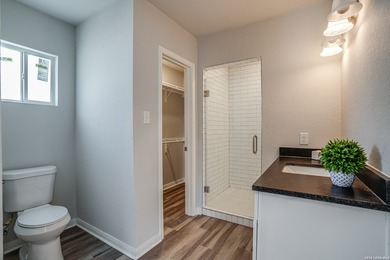 Fully Renovated Home in Jefferson Terrace - Move-In Ready with - photo 11