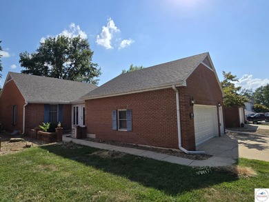 Truman Lake Townhome/Townhouse For Sale in Clinton Missouri