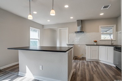 Fully Renovated Home in Jefferson Terrace - Move-In Ready with - photo 20