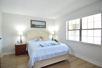 Enjoy waterfront living in this beautifully updated 2-bedroom - photo 29