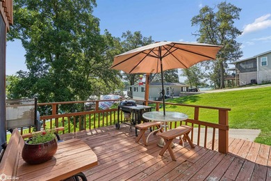 LAKEFRONT - This property offers a peaceful lakefront retreat - photo 31
