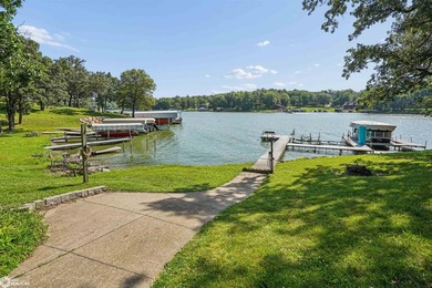 LAKEFRONT - This property offers a peaceful lakefront retreat - photo 33