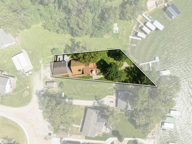 LAKEFRONT - This property offers a peaceful lakefront retreat - photo 40