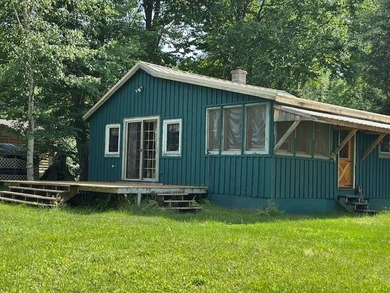 Location Location!! If you're looking for a terrific private - photo 3