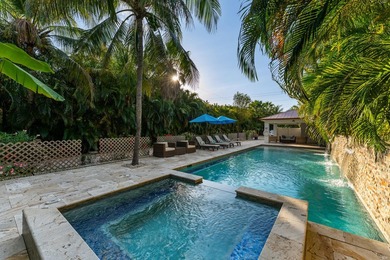 Enter the bougainvillea-lined gates of Casa Feliz, a private - photo 12