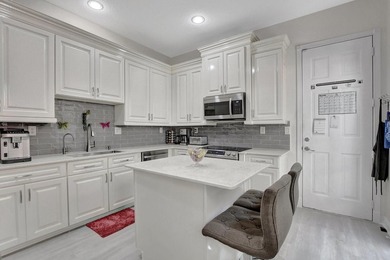 Modern, Move-In Ready Townhome in Central Park - Low HOA, Prime - photo 12