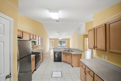 Spacious 4-bedroom, 3-bath home ideally located just minutes - photo 15