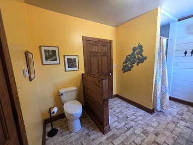 Priced to Sell Quick! Acreage, home, barn, and lake life! This - photo 21