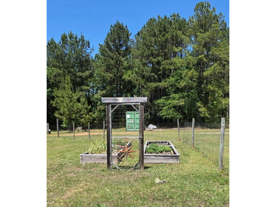 Priced to Sell Quick! Acreage, home, barn, and lake life! This - photo 38