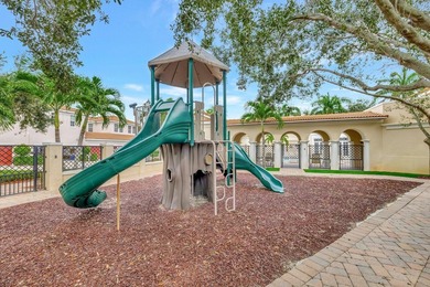 Modern, Move-In Ready Townhome in Central Park - Low HOA, Prime - photo 41