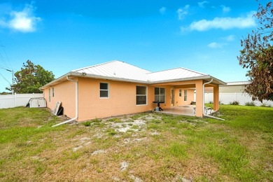 Spacious 4-bedroom, 3-bath home ideally located just minutes - photo 46
