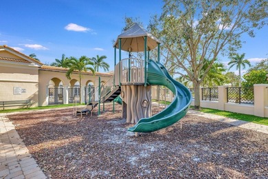 Modern, Move-In Ready Townhome in Central Park - Low HOA, Prime - photo 49