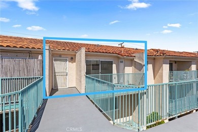 Welcome to this bright and inviting top-floor condominium in one - photo 20
