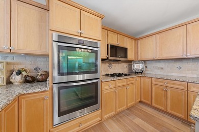 Welcome to 1506 Spyglass Circle, a stunning and meticulously - photo 27