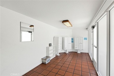 Welcome to this bright and inviting top-floor condominium in one - photo 27