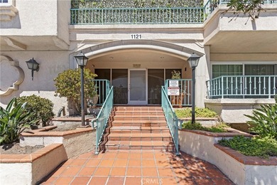 Welcome to this bright and inviting top-floor condominium in one - photo 29