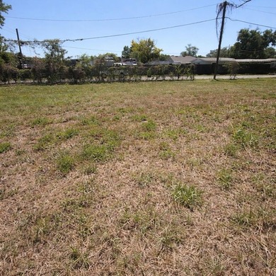 Prime Tampa development opportunity! This property is one of - photo 1
