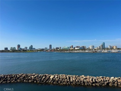 Welcome to this bright and inviting top-floor condominium in one - photo 31