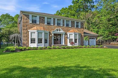 Discover the perfect blend of charm, comfort, and convenience in - photo 4