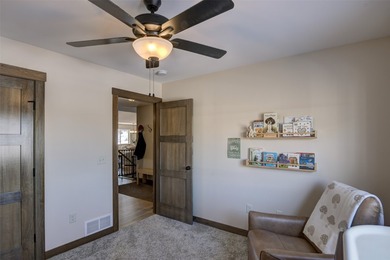 Custom C & M Jackson Model Home that's high-end and full of - photo 19