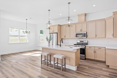 SELLER READY TO NEGOTIATE, BRING ALL OFFERS! Experience modern