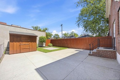 Welcome Home! Nestled in the heart of School District 26, this - photo 24