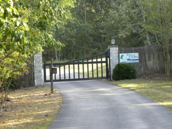 WATERFRONT! - Lake Lot For Sale in Big Sandy, Tennessee