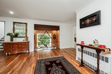 Welcome to this bright sun-drenched Colonial, ideally located in - photo 4