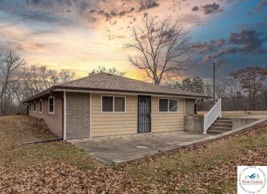 Lake Home For Sale in Warsaw, Missouri