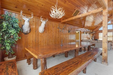 Welcome to B-4 Ranch, a rare 300 acre high fenced hunting - photo 4