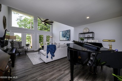 BEST VALUE WATERFRONT HOME IN NEW BERN!!! Ready for its next - photo 12