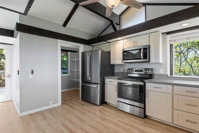 Discover one of Maui Meadows' hidden gems at the end of a quiet - photo 13