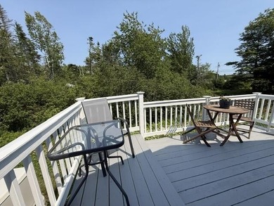 One-floor living at its best! Bright, comfortable, and move-in - photo 22